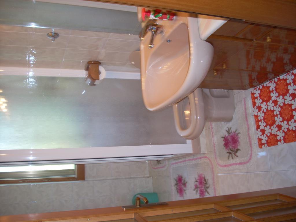 Bed And Breakfast Al Laghetto บาโซวิซซา ภายนอก รูปภาพ
